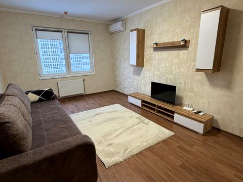 квартира за адресою Софії Русової вул., 7-А