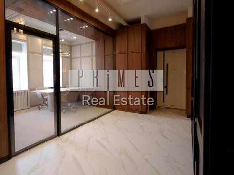 комерційна за адресою Київ, Еспланадна вул., 32в