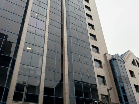 комерційна за адресою Шовковична вул., 42