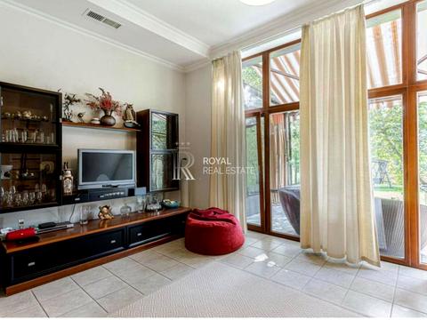 будинок за адресою Лісова вул.