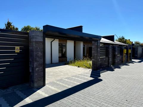 дом по адресу Остромирська ул.