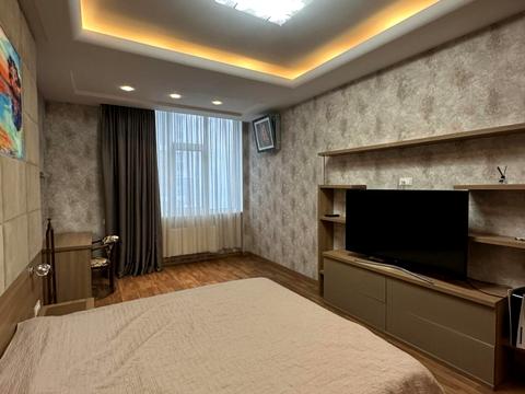 квартира за адресою Аркадійське плато вул. (Гагаринське плато), 5а к2