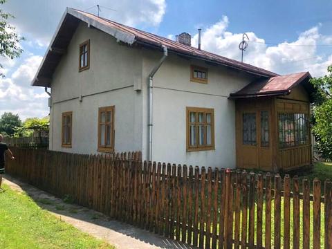 дом по адресу Космонавтів