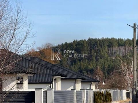 дом по адресу Київська