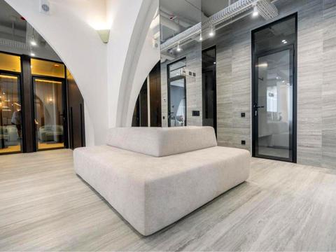 комерційна за адресою Бульварно-Кудрявська вул. (Воровського), 15