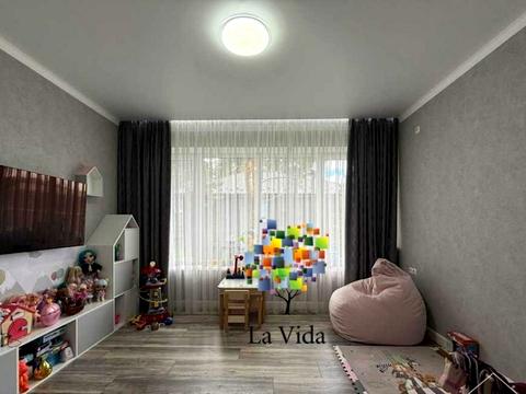 будинок за адресою Урядова, 1