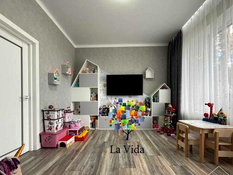 будинок за адресою Урядова, 1