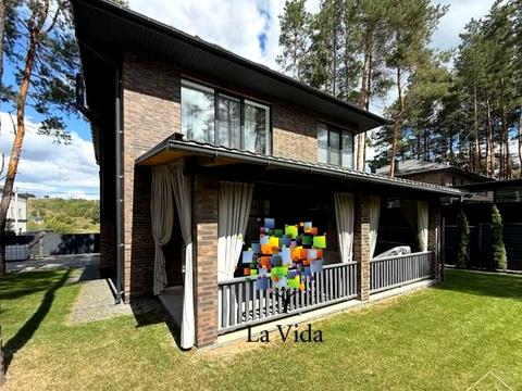 будинок за адресою Урядова, 1