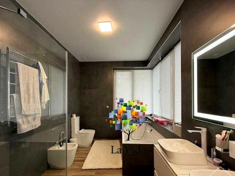 будинок за адресою Урядова, 1