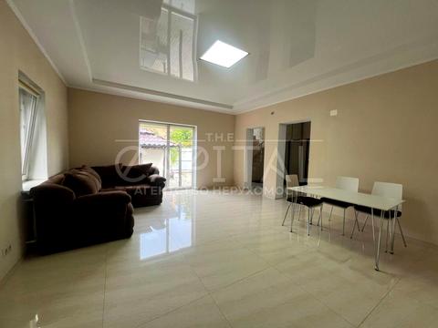 дом по адресу 72-га Садова вул.