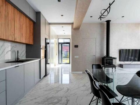 будинок за адресою Озерна вул.