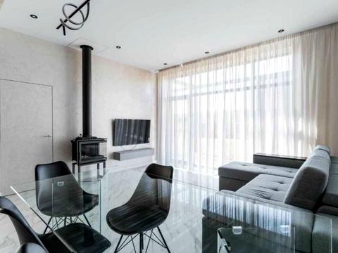 будинок за адресою Озерна вул.