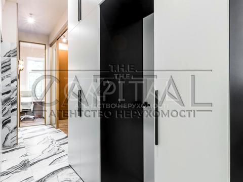 коммерческая по адресу Ивана Мазепы ул. (Январского Восстания), 3