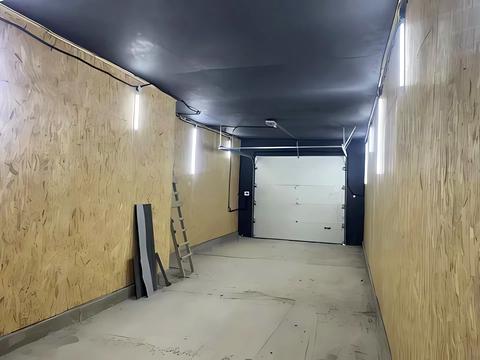 паркомісце за адресою Головатого вул., 14