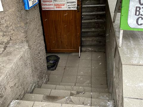 комерційна за адресою Авіаційна вул., 27