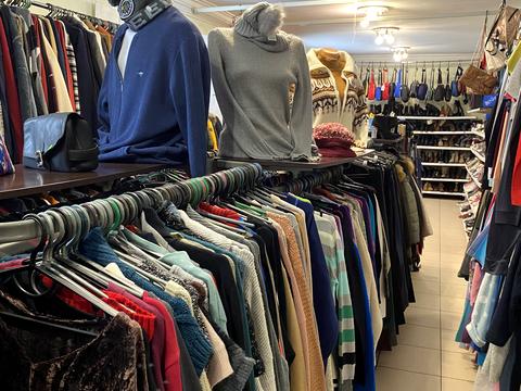 комерційна за адресою Авіаційна вул., 27