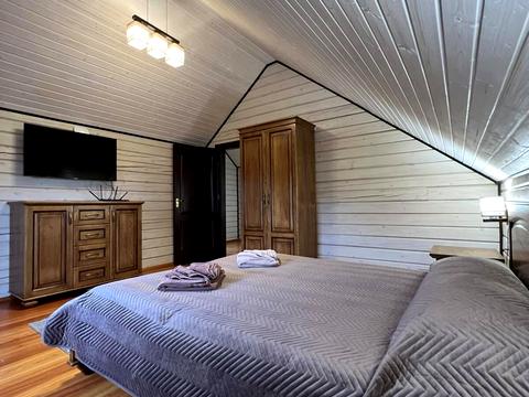 будинок за адресою с. Модричі, Воїнів Упа