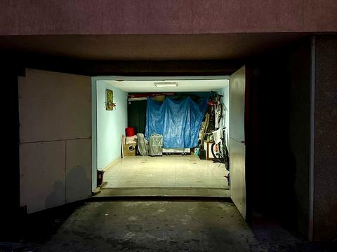 паркомісце за адресою Степана Бандери вул., 12б