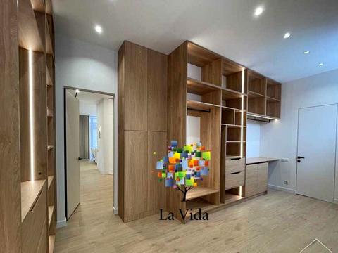 будинок за адресою Урядова, 1