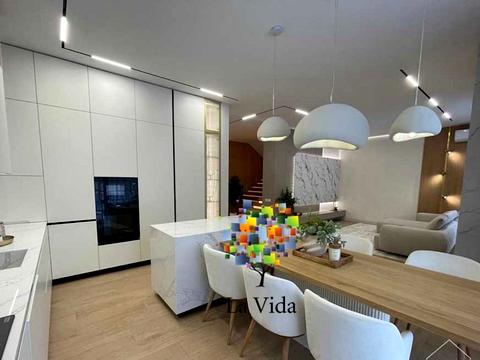 будинок за адресою Урядова, 1