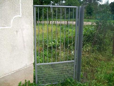 дом по адресу Центральна