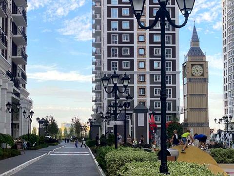 комерційна за адресою Михайла Максимовича вул. (Онуфрія Трутенка), (Будинок «Престон»)