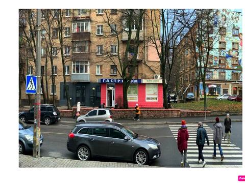 комерційна за адресою Богданівська вул., 1