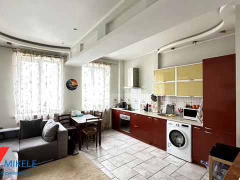 квартира за адресою Шота Руставелі вул., 21