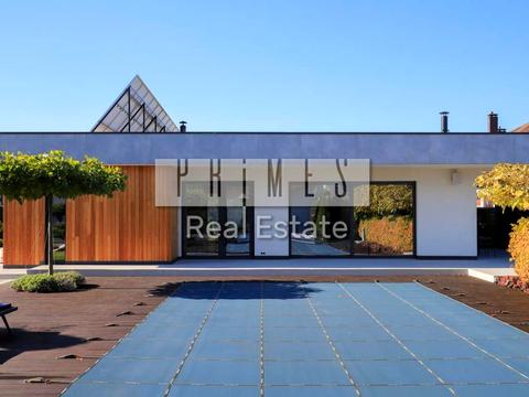 дом по адресу Валовый пер.