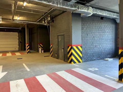 паркомісце за адресою Генерала Кульчицького вул., (Будинок 1)