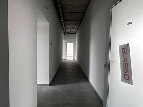 комерційна за адресою Львів, Героїв УПА вул., 73