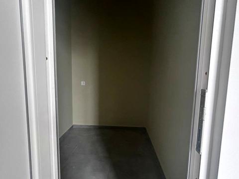 комерційна за адресою Львів, Героїв УПА вул., 73