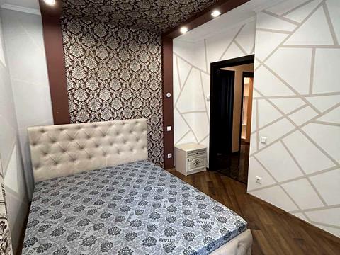 квартира за адресою Володимира Івасюка вул., 10