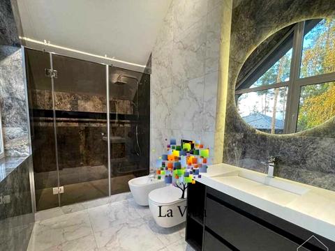 будинок за адресою Урядова, 1