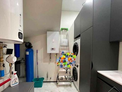 будинок за адресою Урядова, 1