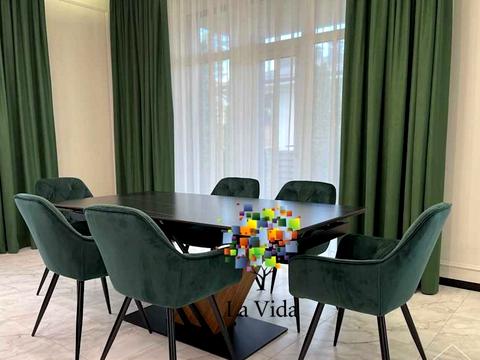 будинок за адресою Урядова, 1