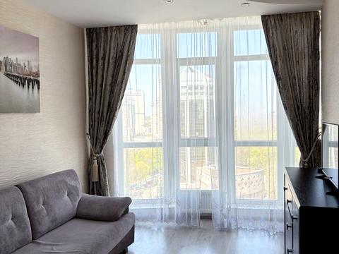 квартира за адресою Леонтовича вул. (Бєлінського), 16