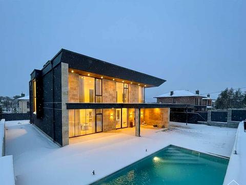 будинок за адресою Урядова, 1