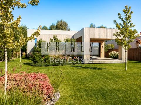 дом по адресу Космонавтов ул., 2