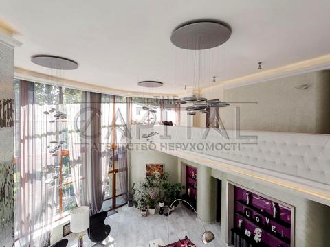 дом по адресу вул. Антонія Михайловського