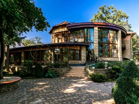 дом по адресу вул. Антонія Михайловського