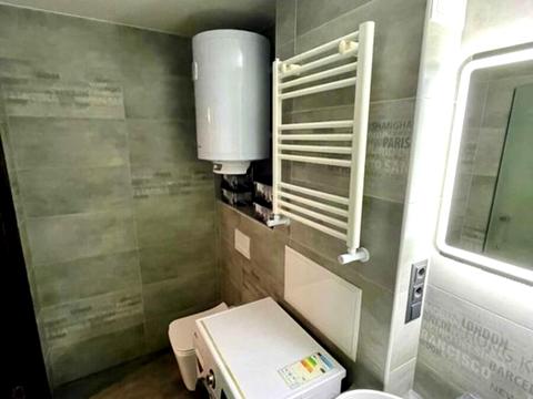 квартира за адресою Володимира Івасюка просп. (Героїв Сталінграду), 9