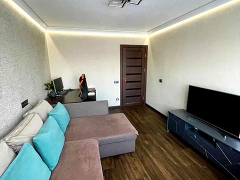 квартира за адресою Володимира Івасюка просп. (Героїв Сталінграду), 9