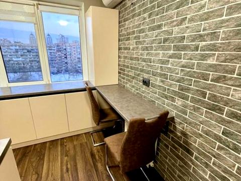 квартира за адресою Володимира Івасюка просп. (Героїв Сталінграду), 9