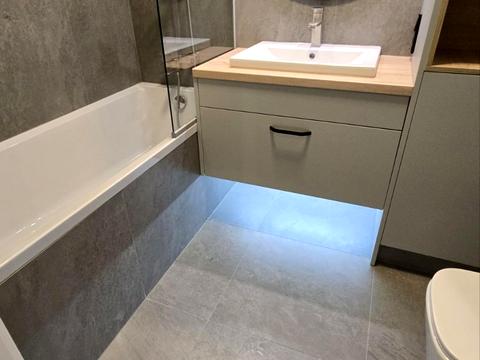 квартира за адресою с. Крижанівка, Академіка Сахарова вул., (Будинок 1)