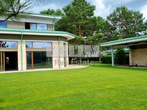 дом по адресу Дачная ул.