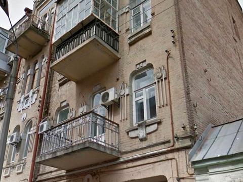 коммерческая по адресу Малопідвальна, 4