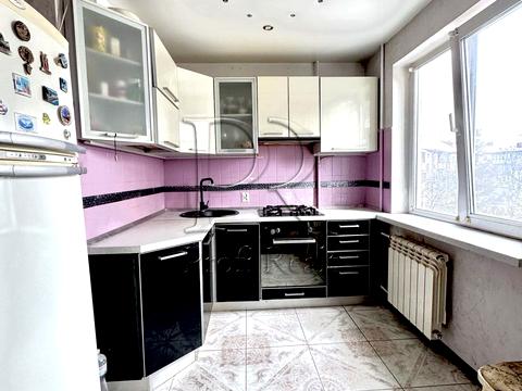 квартира за адресою Любомира Гузара просп. (Космонавта Комарова), 14