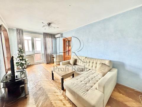 квартира за адресою Любомира Гузара просп. (Космонавта Комарова), 14