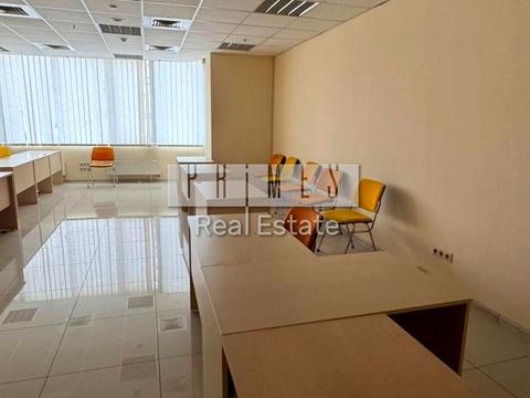 комерційна за адресою Київ, Тараса Шевченка бульв., 33-Б